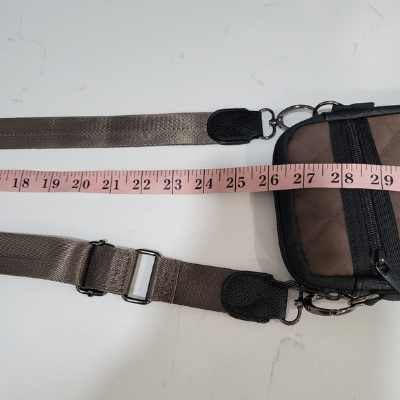 Haute Shore Casey Espreso Cell Phone Case Bag - Picture 10 of 10